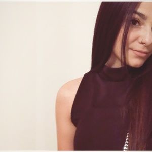 Meet your Posher, Vanessa